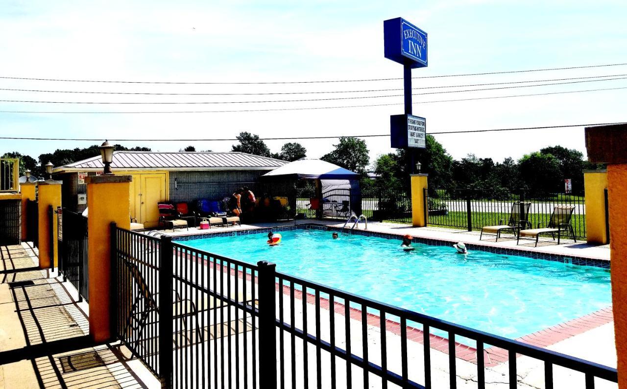 Executive Inn Scottsville المظهر الخارجي الصورة